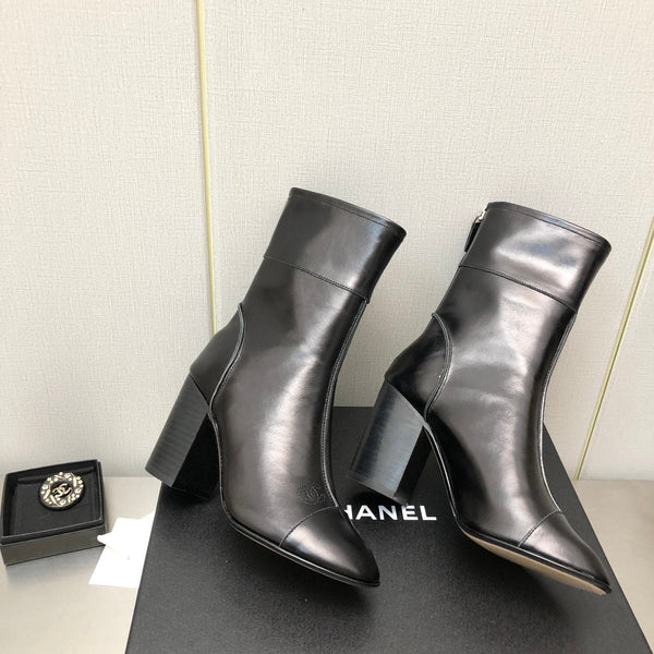 HIGH HEEL ANKLE BOOTS IN BLACK CALFSKIN