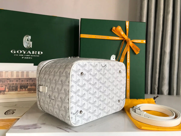 MUSE VANITY CASE 20 IN WHITE GOYARDINE CANVAS