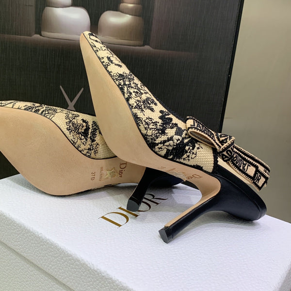 Décolleté JAdior Slingback 95 in cotone ricamato nero con filo metallico color oro
