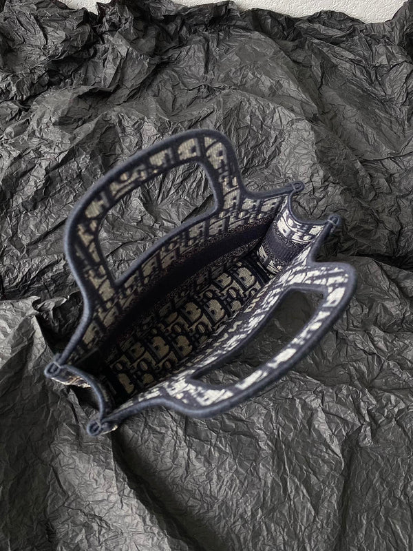 borsa porta cd mini 23 cm in tela ricamata blu beige