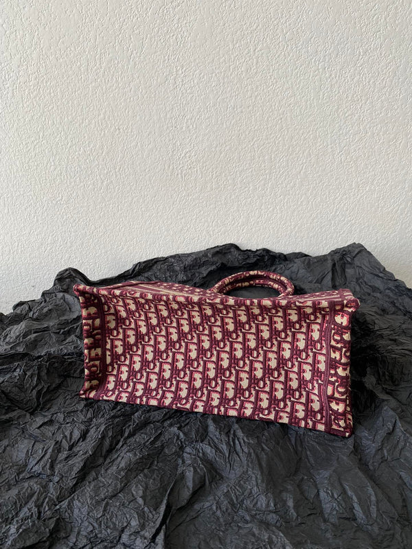 Medium CD Book Tote 36cm Burgundy Retro Style D Letter Embroidery