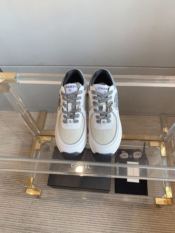 CC Sneaker In White Suede 145637