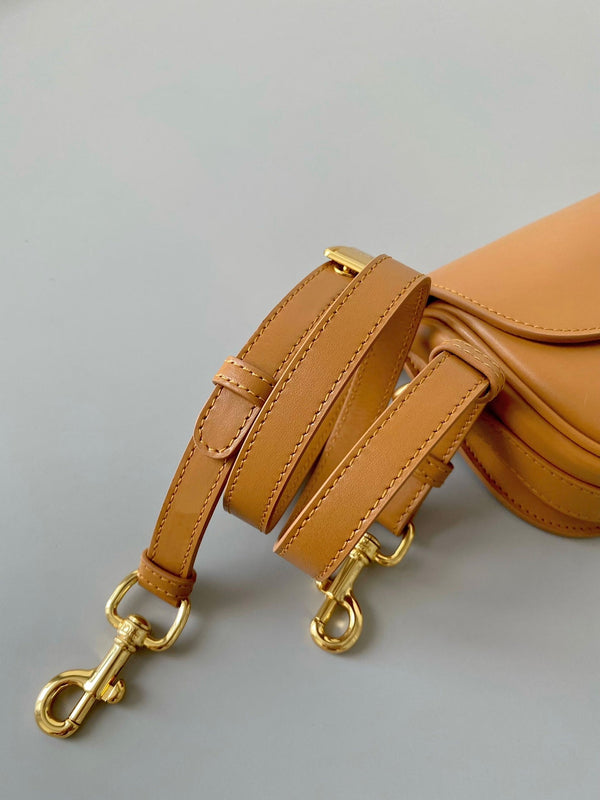 medium cd east west bobby 22cm brown calfskin ghw