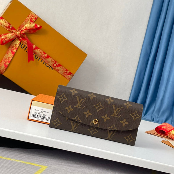 LV M60696 Emilie Wallet Brown Red Monogram Canvas 221661