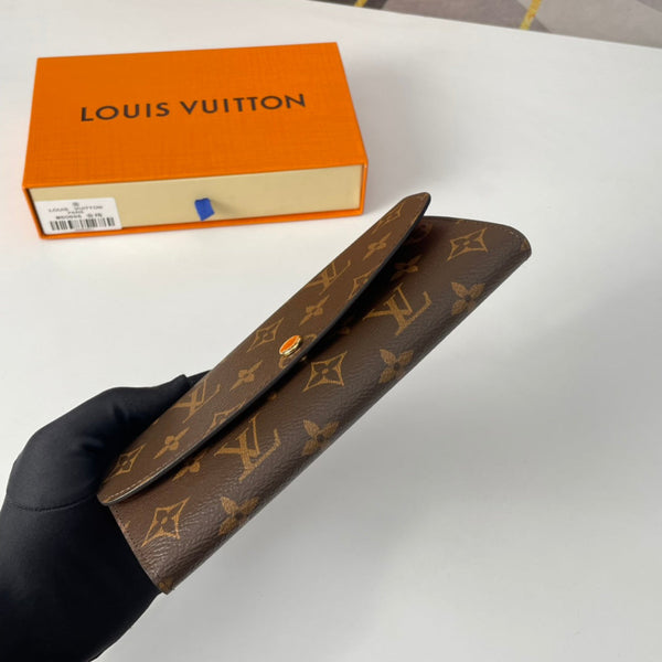 LV M60696 Emilie Wallet Brown Plum-red Monogram Canvas 221663