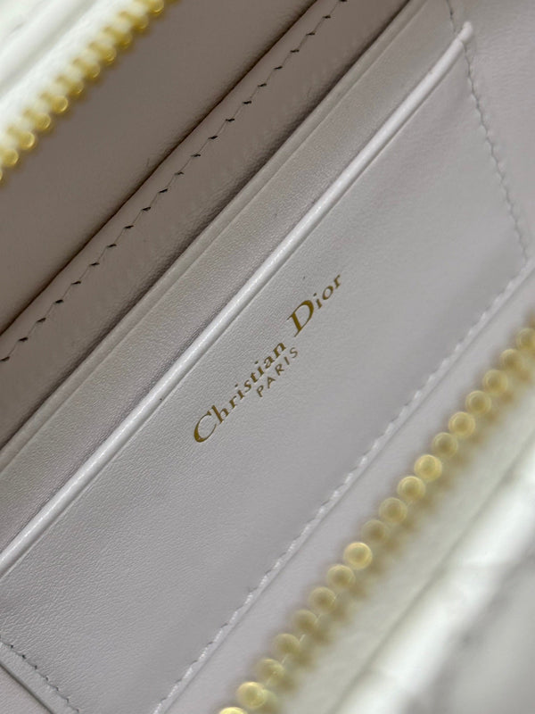 cd caro box 18 white calfskin