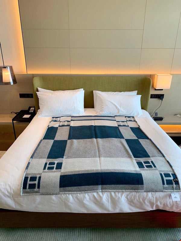 HM Avalon Throw Blanket Blue Grey Wool Cashmere