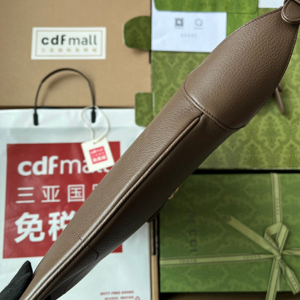 BORSA A TRACOLLA MEDIA 39 IN PELLE DI VITELLO COLOR CAFFÈ CON FERRAMENTA ORO