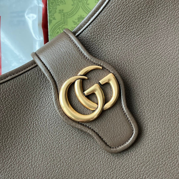 BORSA A TRACOLLA MEDIA 39 IN PELLE DI VITELLO COLOR CAFFÈ CON FERRAMENTA ORO