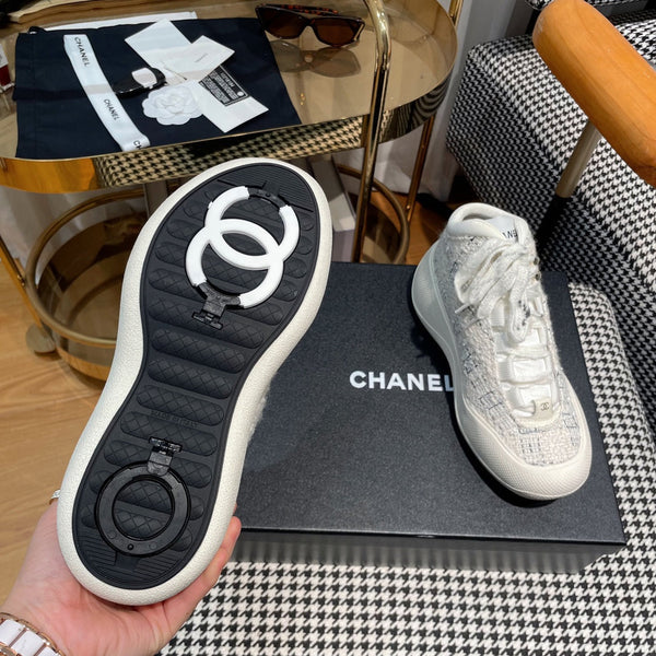 CC Sneaker In White Tweed Fabric 144803