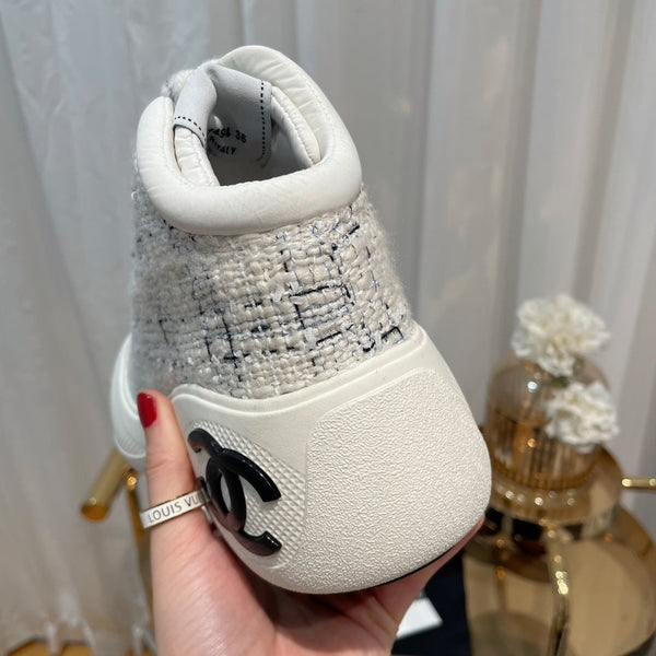 CC Sneaker In White Tweed Fabric 144803