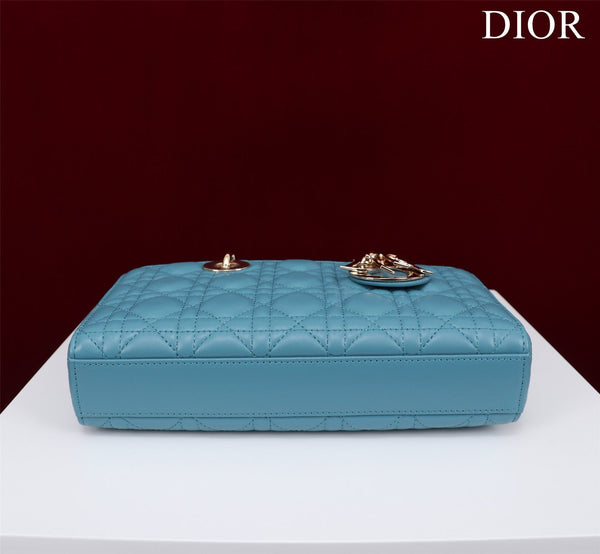 medium lady d-joy 26 cerulean pelle di agnello