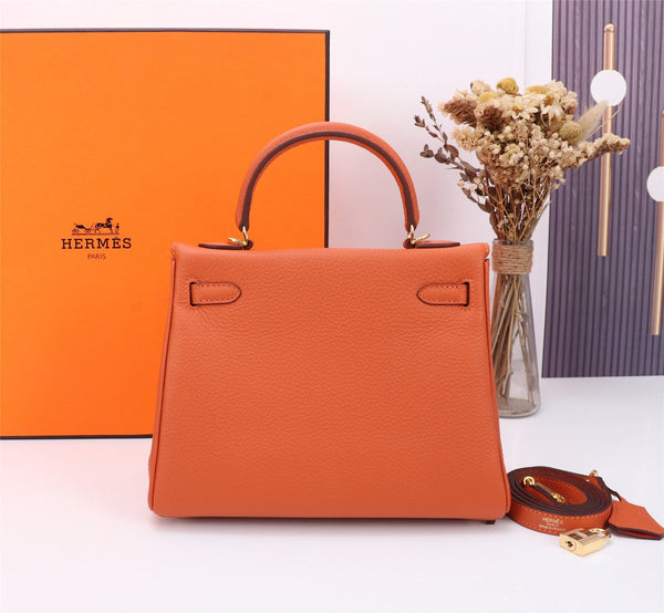 HM KELLY BAG 28 ORANGE TOGO GOLD HARDWARE
