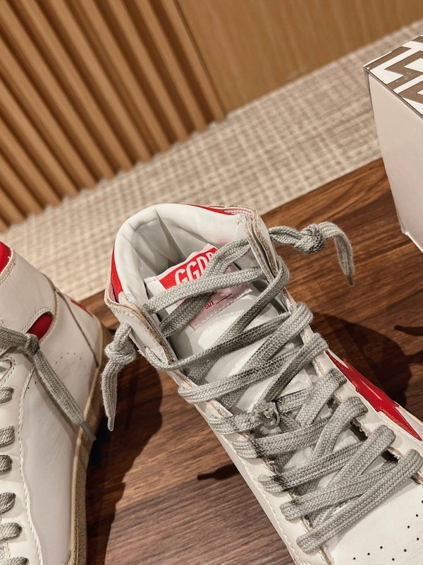 SKY-STAR SNEAKERS IN WHITE NAPPA LAMBSKIN WITH RED STAR AND HEEL TAB