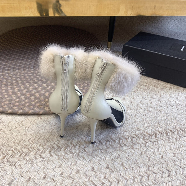 HIGH HEEL SANDAL IN WHITE POLISHED CALFSKIN AND MINK FUR