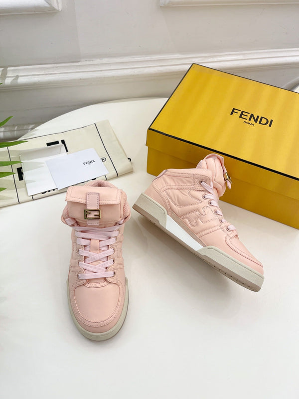 STIVALI DA SNEAKER CON LOGO FENDI IN PELLE DI AGNELLO ROSA CHIARO
