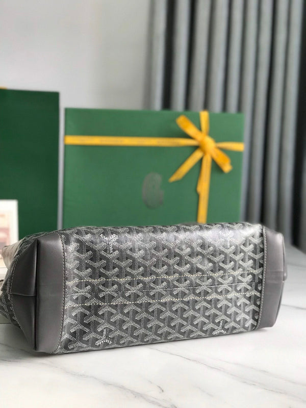 BELLECHASSE BIAUDE PM BAG 36 IN GRAY GOYARDINE CANVAS AND CALFSKIN TRIM