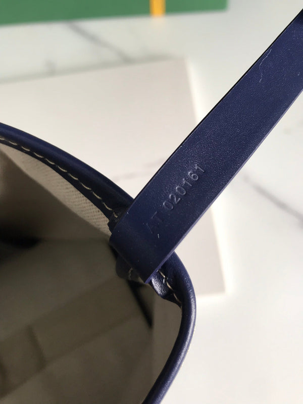 BELLECHASSE BIAUDE PM BAG 36 IN NAVY BLUE GOYARDINE CANVAS AND CALFSKIN TRIM