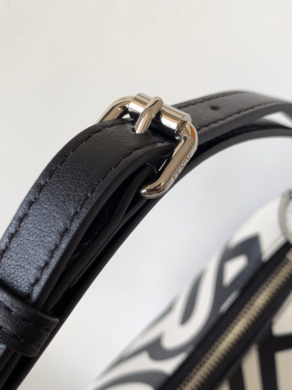 FENDIGRAPHY SMALL 29 IN WHITE MIX BLACK SMOOTH CALFSKIN SILVER HARDWARE