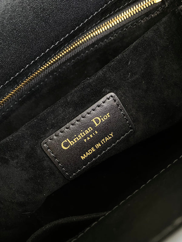 BORSA A MANO LADY 25 IN PELLE DI VITELLO NERA