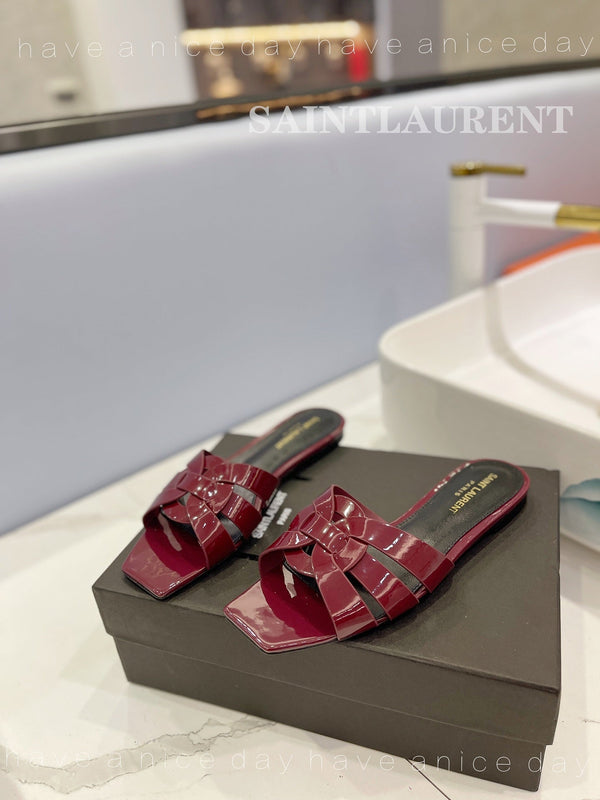 SL TRIBUTE SLIPPERS GLOSSY BERRY CALFSKIN