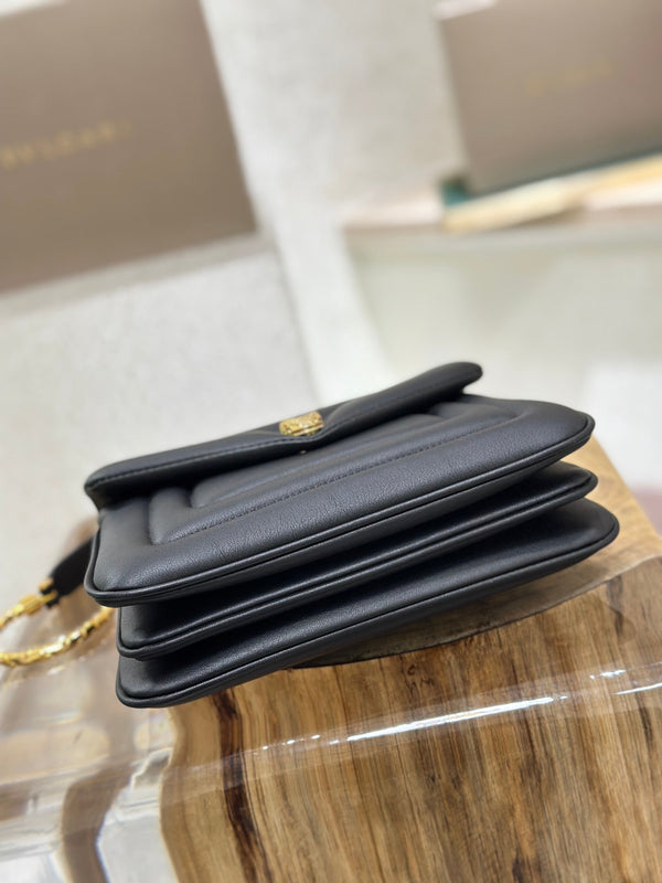 BVL Serpenti Reverse Shoulder Bag 22.5cm Black Calfskin GHW 188595