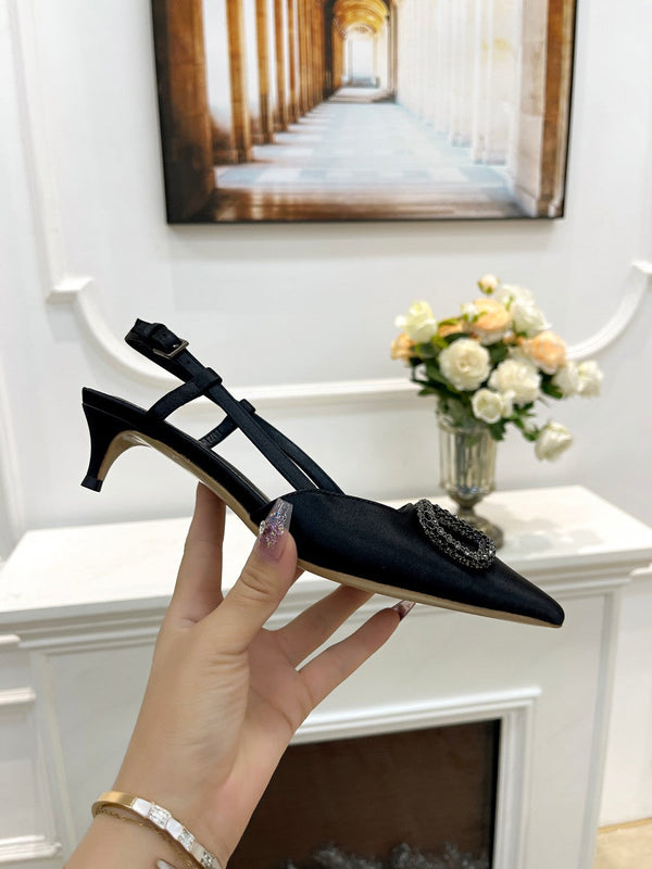 Valentino 25 Vlogo Signature Slingback Pumps Nero Seta 239505