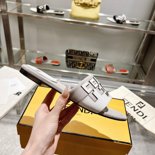 Ciabatte FF da donna Roma Signature in tela e pelle bianca e grigia