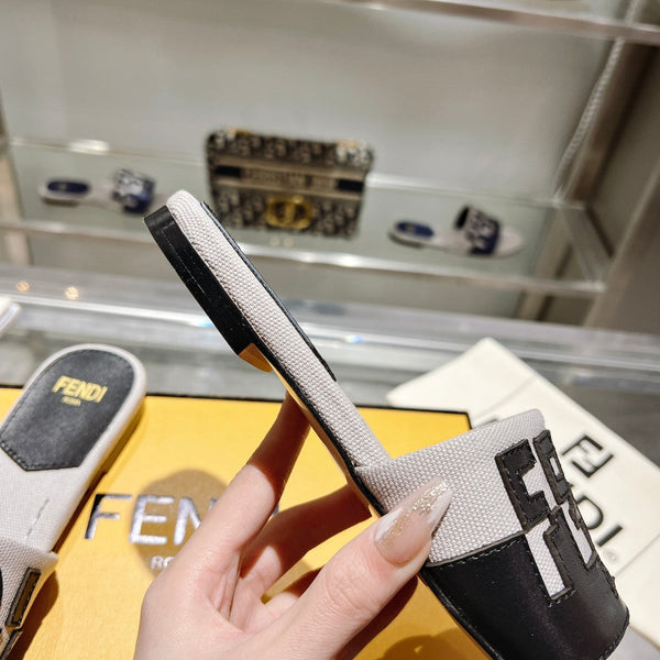 Ciabatte FF da donna Roma Signature in tela e pelle nera e grigia