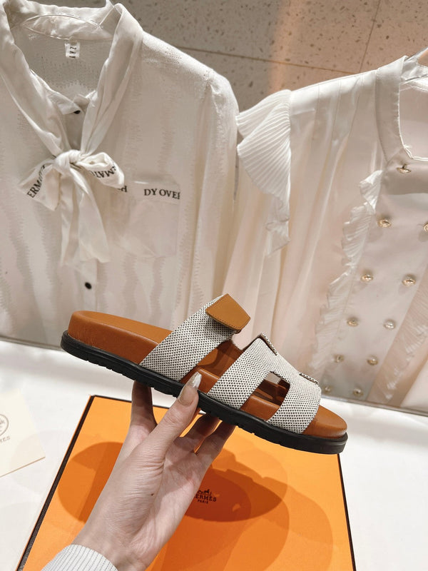 CHYPRE SANDAL BRIGHT BROWN LAMBSKIN AND SILVER DENIM