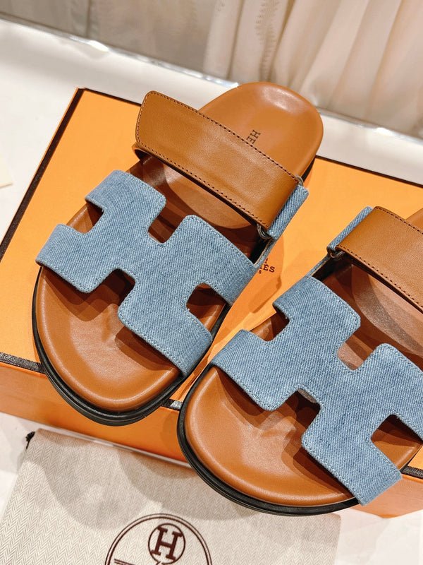 CHYPRE SANDAL BRIGHT BROWN LAMBSKIN AND BLUE DENIM