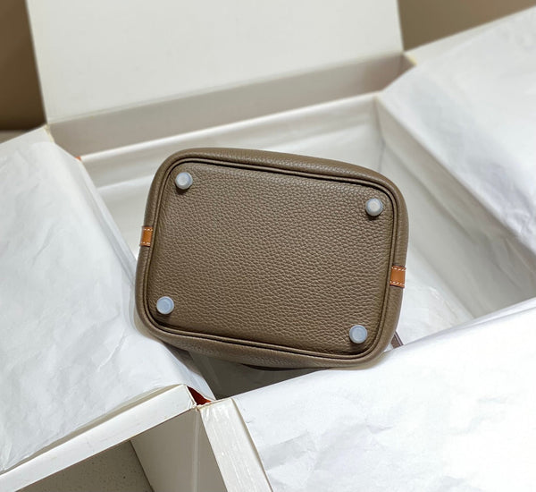 picotin lock 18 etoupe gold togo shw