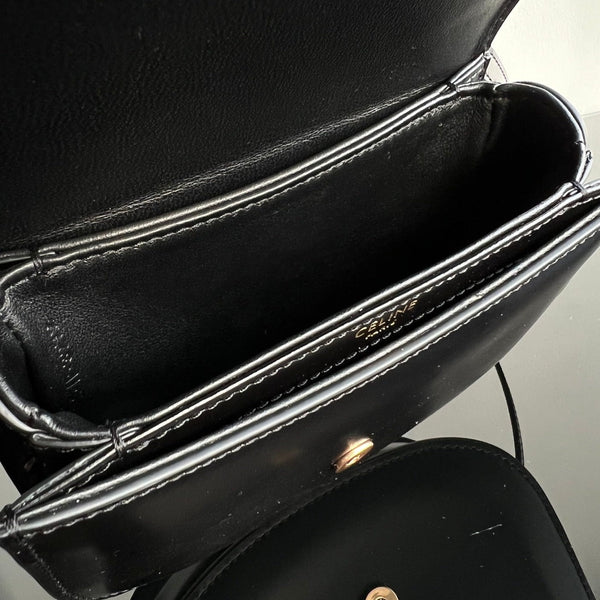 TRIOMPHE SHINY CALFSKIN HANDBAG 18 BLACK