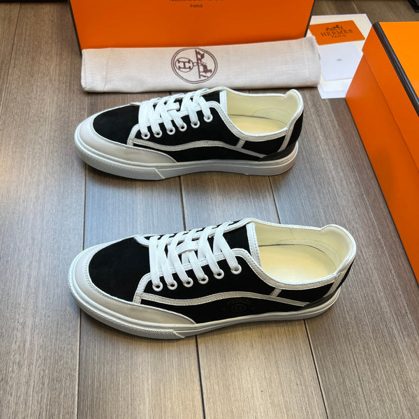 SNEAKER HM GET IN PELLE DI VITELLO NERA E BIANCA