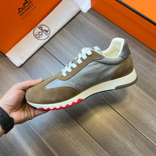 HM TRAIL SNEAKER MOSS AND GRAY CANVAS