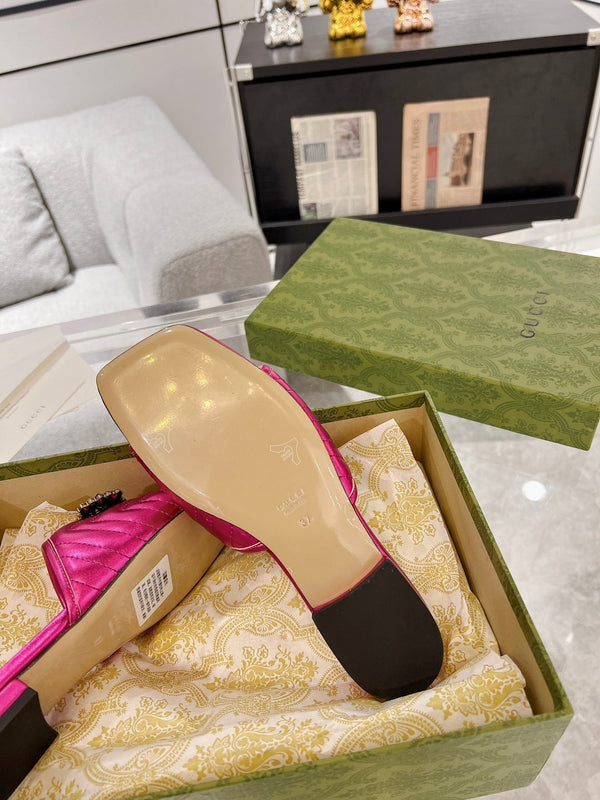 SANDALO SLIDE GG SPARKLE CRYSTAL IN PELLE DI VITELLO ROSA METALLIZZATA