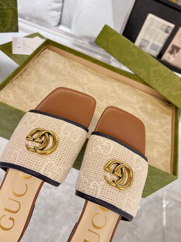 SANDALO SLIDE ESCLUSIVO GG CARAMELLO E CREMA SEDGE