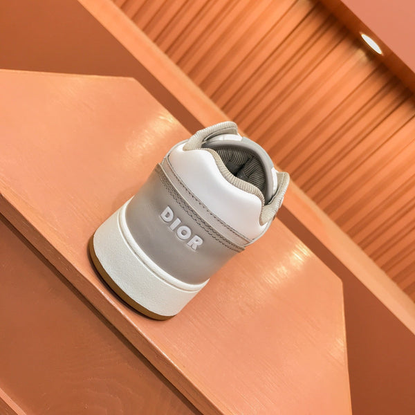 CD B27 SNEAKER BASSA IN PELLE DI VITELLO GRIGIO-BEIGE