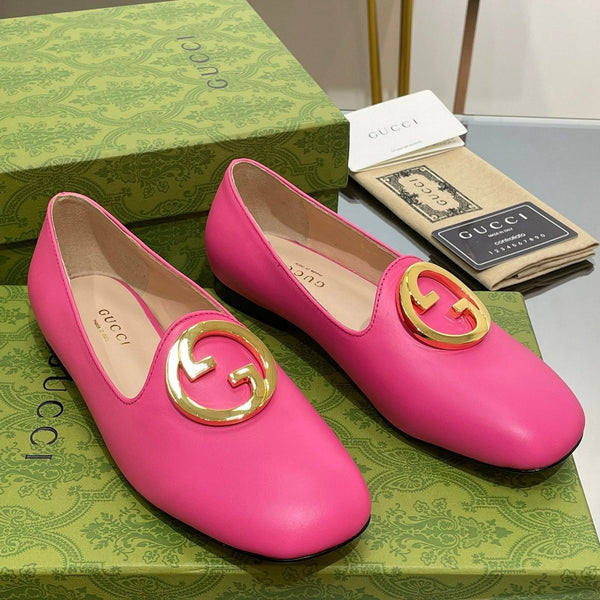 BLONDIE LOGO-PLAQUE LOAFERS IN BRIGHT PINK CALFSKIN