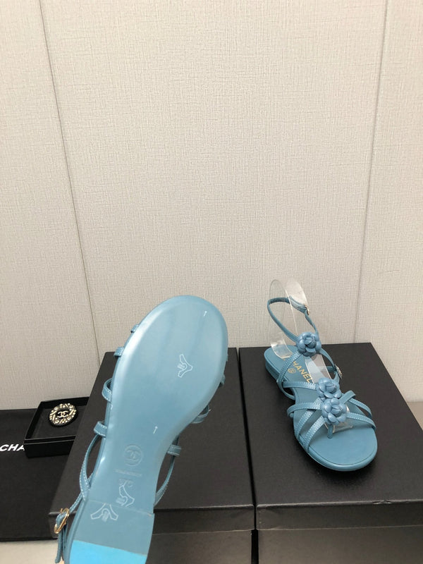 SANDALO BASSO FLOREALE IN PELLE DI AGNELLO BLU ZAFFIRO