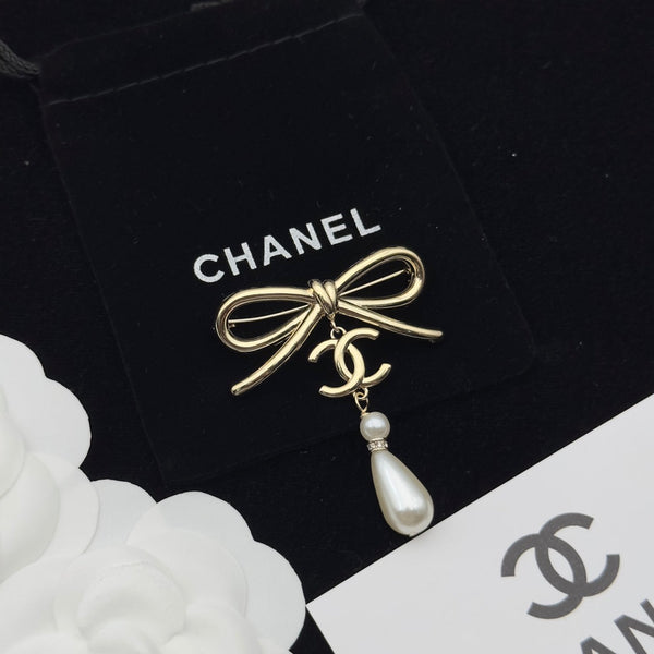 CC Brooch Pink Gold 173221