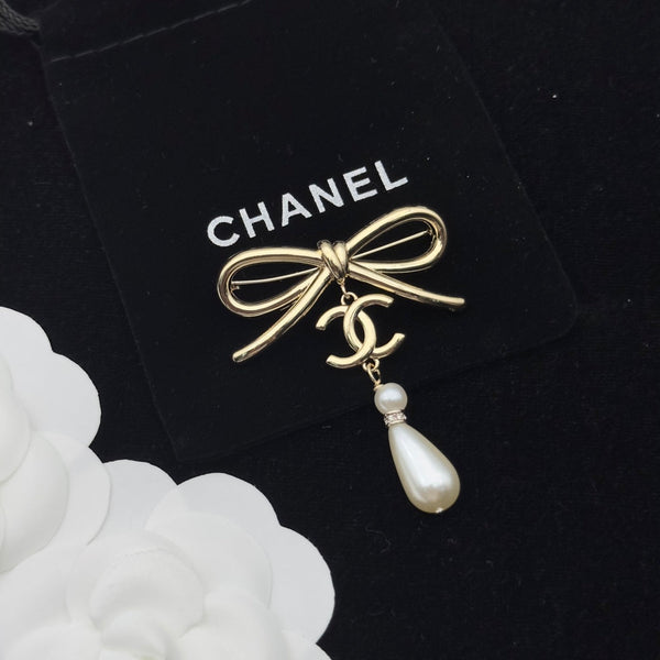 CC Brooch Pink Gold 173221