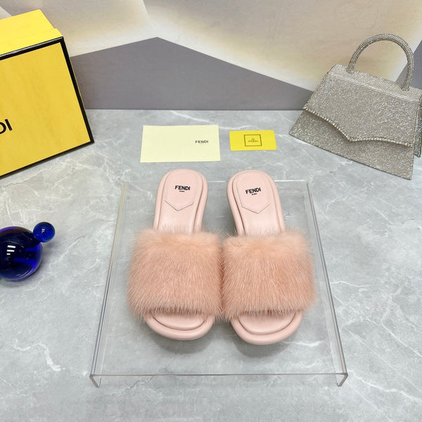 FENDI BAGUETTE MINK MEDIUM-HEELED 45MM IN NUDE BEIGE FUR AND LAMBSKIN