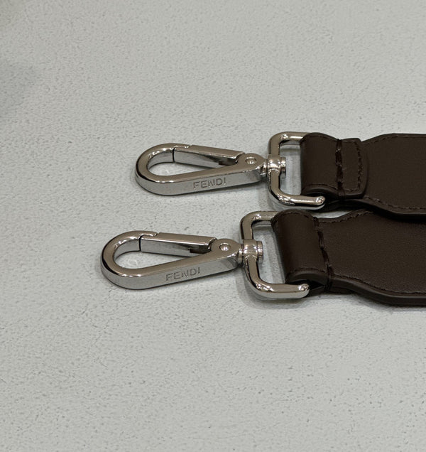 ZAINO FENDI STRIKE 41 MEDIUM FF IN TESSUTO JACQUARD MARRONE MOCHA