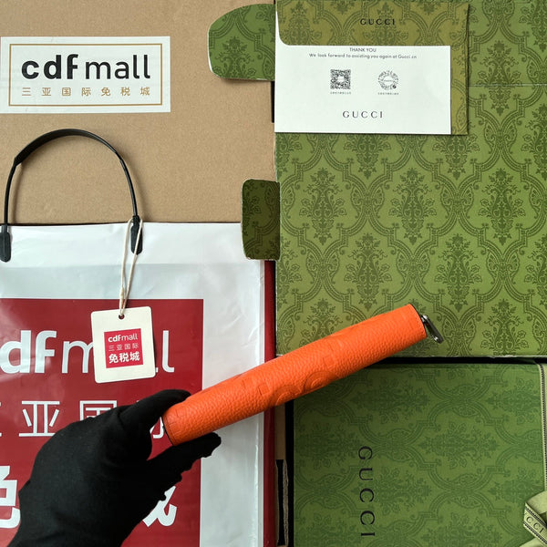 PORTAFOGLIO FULL-ZIP 19 IN PELLE DI VITELLO GOFFRATA ARANCIONE