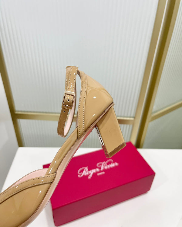 Trompette Metal Buckle Slingback Pump 45 Camel Patent Leather