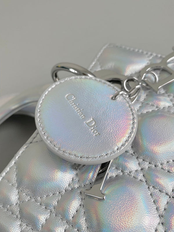 SMALL LADY 20 ARGENTO METALLIZZATO IN PELLE DI AGNELLO