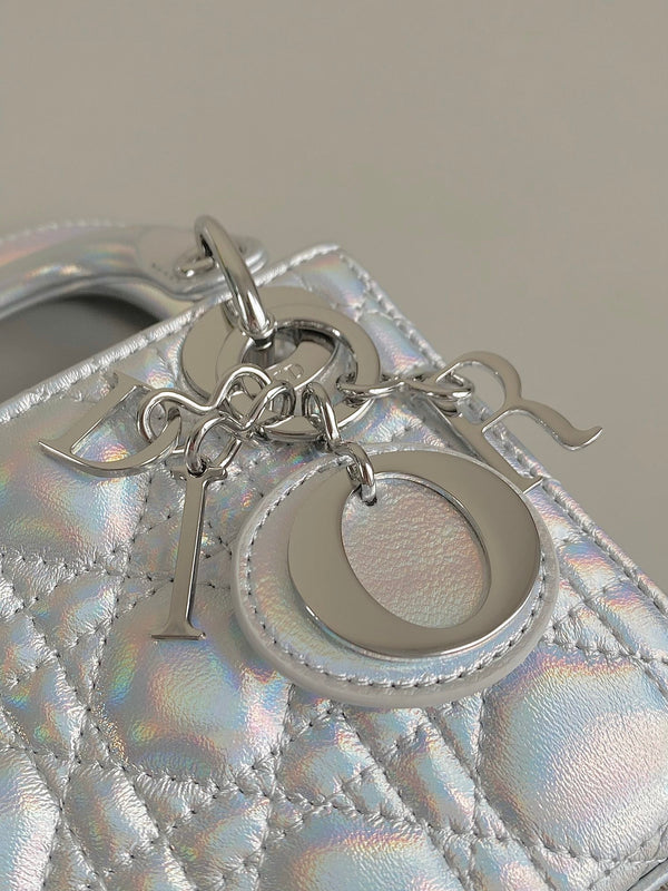 BORSA MICRO LADY 12 IN PELLE DI AGNELLO ARGENTO