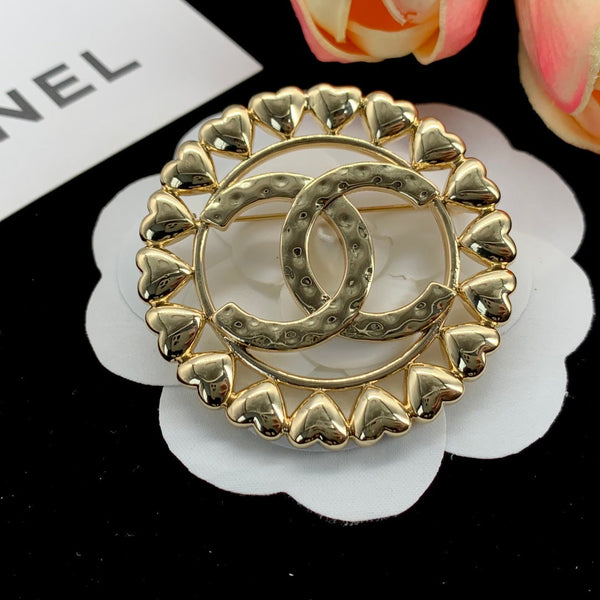 CC Brooch Gold 175815