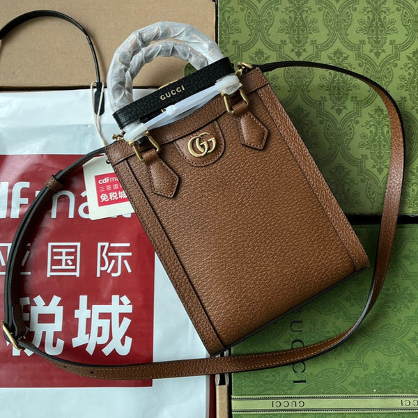 Gucci Diana Bamboo Mini Tote Bag in pelle di agnello marrone 240107